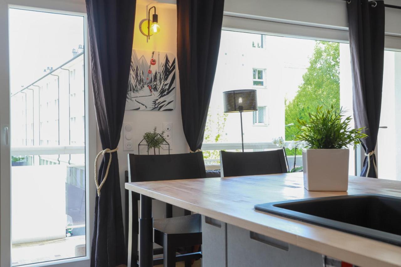 Chez Lou Appartement Proche Du Lac Moderne Annecy Zewnętrze zdjęcie